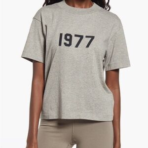Fear of God Essentials Graphic Tee size L